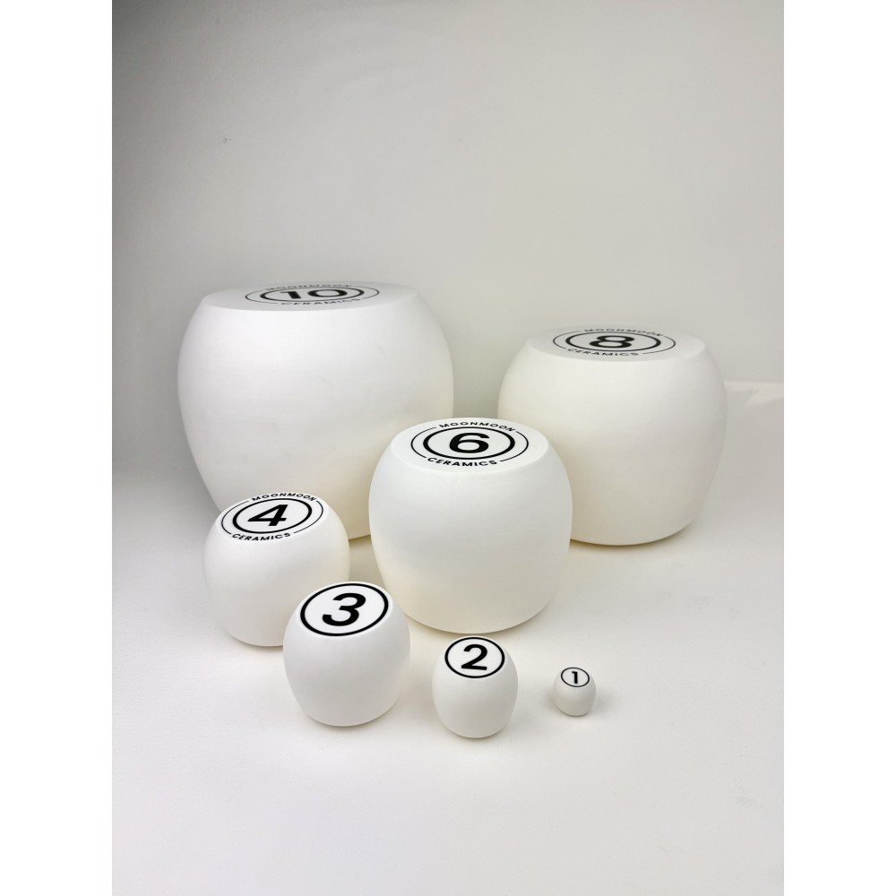 Bow Puck Drape Form 8-inch