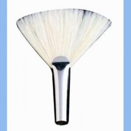 #4 Soft Fan Brush